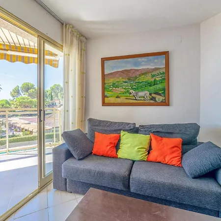 Apartment 2 Bedroom Stunning In Miami Platja