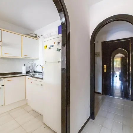 2 Bedroom Stunning In Miami Platja Apartment